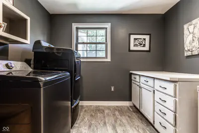 8688 Buffett Parkway, Fishers - 26