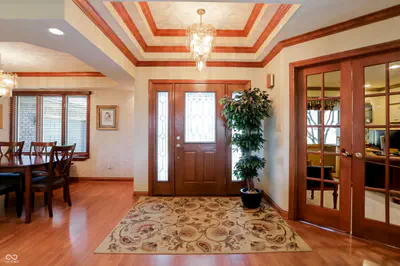 5571 Red Oak Drive, Greenfield - 4