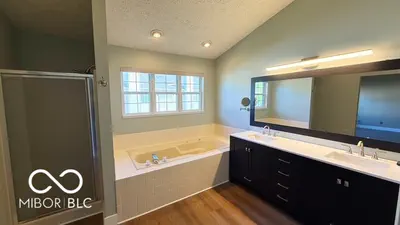 8040 Windham Lake Way, Indianapolis - 27
