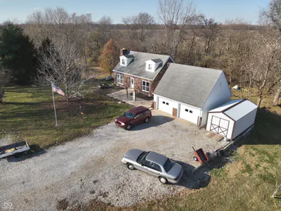 2324 200, Rushville - 52