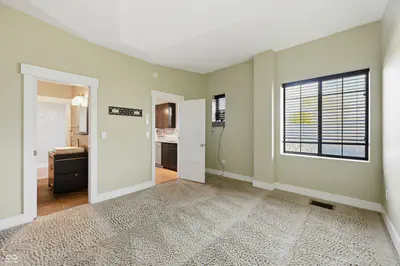 825 Delaware Street, Indianapolis - 5