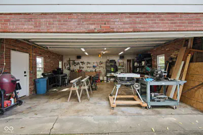 1210 16th Street, Columbus - 73