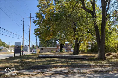 1561 Yandes Street, Indianapolis - 3