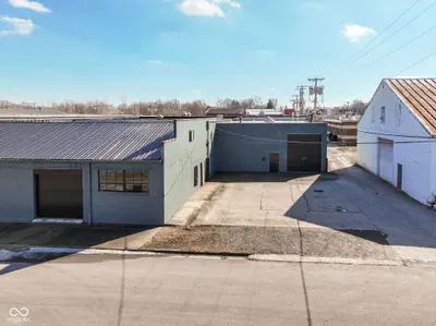 2401 Monroe Street, Muncie - 3