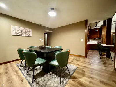 560 Sir Lancelot Drive, Seymour - 23