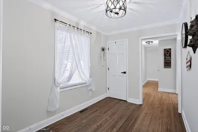 2577 Horizon Boulevard, Greenwood - 8