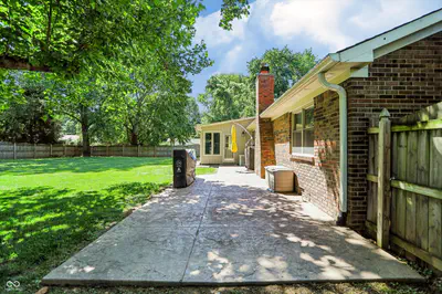 2577 Horizon Boulevard, Greenwood - 67