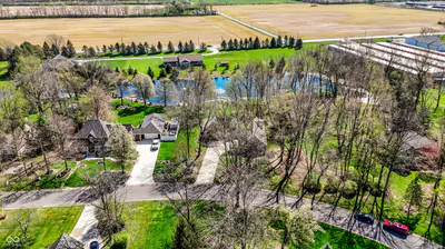 5571 Red Oak Drive, Greenfield - 81