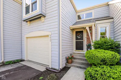 9457 Bridgewater Circle, Indianapolis