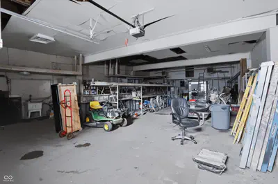 2121 Madison Avenue, Indianapolis - 16