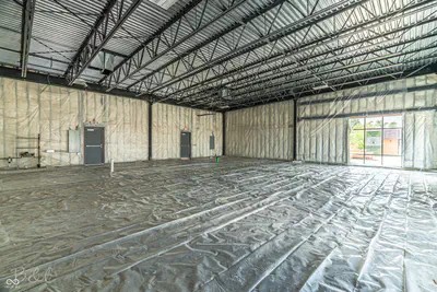 5735 Crawfordsville Road, Indianapolis - 16