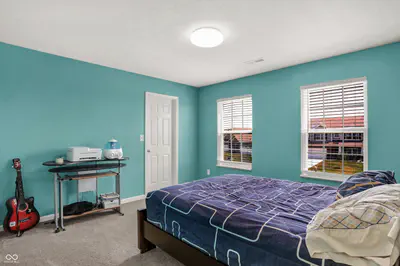 180 Blue Lace Drive, Whiteland - 26