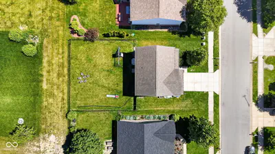 7148 Chelmsford Drive, McCordsville - 37