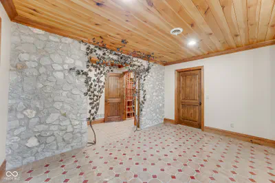 13198 County Road 400, Batesville - 55
