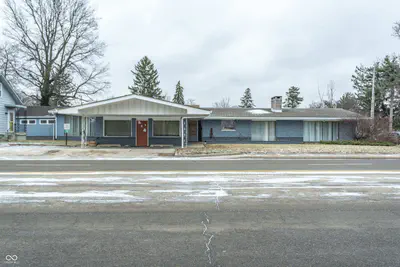 225 College Drive, Anderson