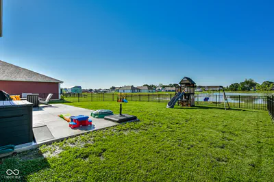 1435 Fleming Drive, Greenfield - 33