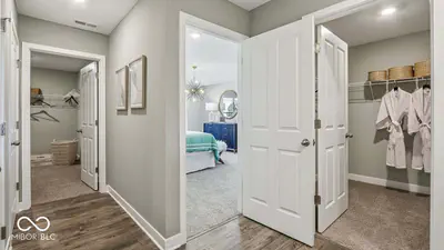 6973 Heritage Pass, Greenfield - 40