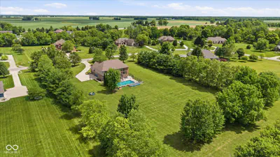 1025 Bear Cub Drive, Cicero - 57