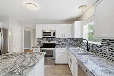 10207 Tybalt Drive, Fishers - 10