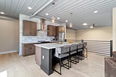 17745 Motor District Circle, Westfield - 5