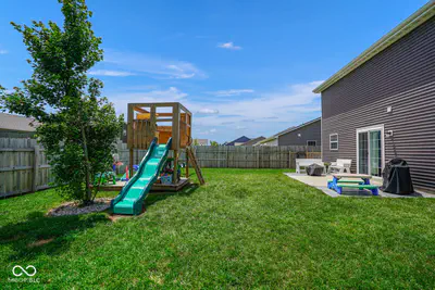 437 Thunderwood Drive, Greenfield - 61