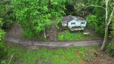 2426 Gleitze Drive, Logansport