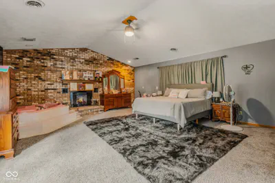 4325 County Road 650, Brownstown - 41