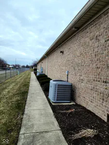 7376 Business Center Drive, Avon - 51