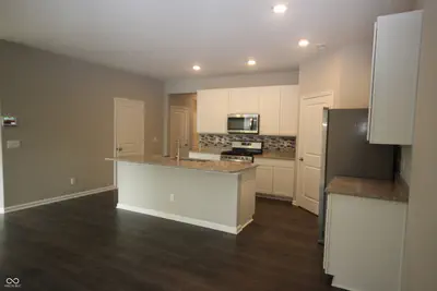 10911 Longbranch Street, Monrovia - 4