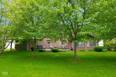 7921 Springwater Court, Indianapolis - 32
