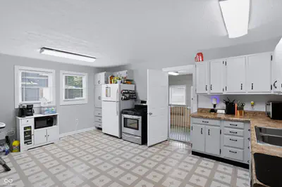 5 Jefferson Street, Maxwell - 12