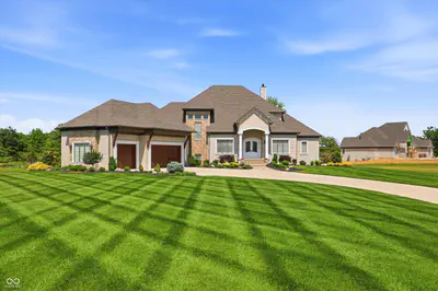 4025 Lochview Court, Bargersville - 4