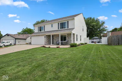 435 Lake Shore Court, Franklin - 2