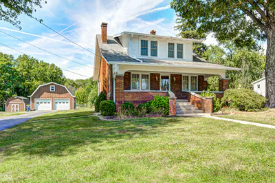 1000 Jackson Street, Greencastle - 2