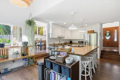 1954 Lakeview Drive, Avon - 7