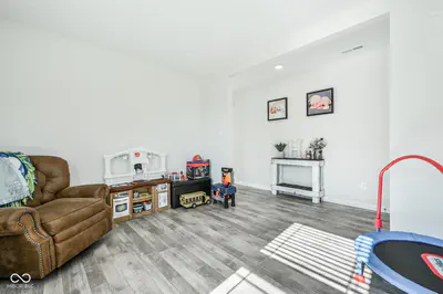1435 Fleming Drive, Greenfield - 6