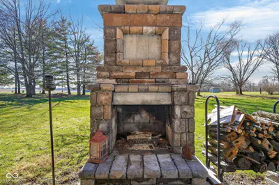 19910 State Road 37, Noblesville - 40