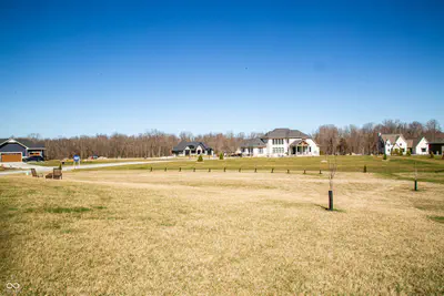 4264 Chapel Hill Court, Bargersville - 39