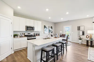 218 Springfield Crossing, Greenfield - 16