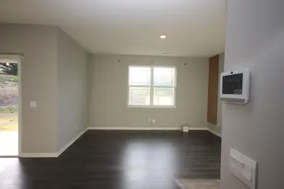 10911 Longbranch Street, Monrovia - 3