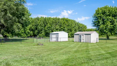 468 600, Fortville - 25