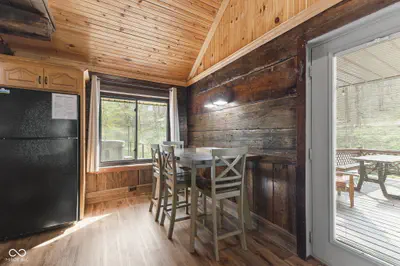 11040 Purdue Farm Road, Dubois - 31