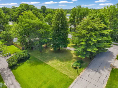 9105 Washington Boulevard, Indianapolis - 46