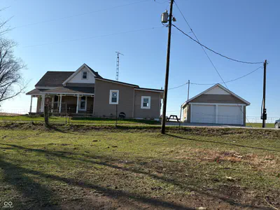 7746 County Road 50, Connersville - 10