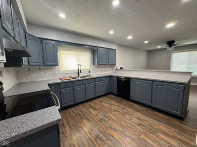 307 Pierce Street, Whitestown - 5