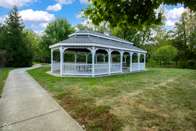 13562 Creekridge Lane, Fishers - 31