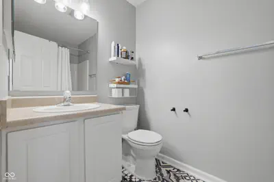2536 Lorentson Court, Kokomo - 28