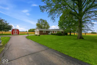 1598 Thompson Road, Shelbyville - 3