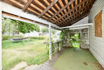 208 Sherman Street, Windfall - 19