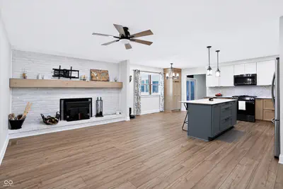 2577 Horizon Boulevard, Greenwood - 9